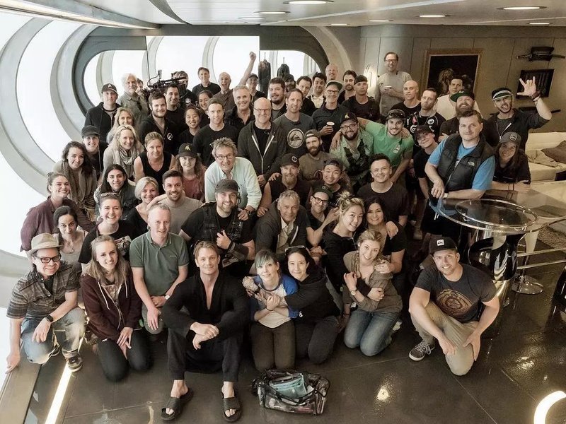 Закончились съемки фантастического сериала от Netflix «Altered Carbon», которые длились 7 месяцев