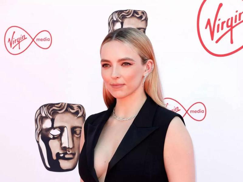 Джоди Комер получила главную роль в экранизации книги Мэган Хантер «Конец, с которого мы начинаем»