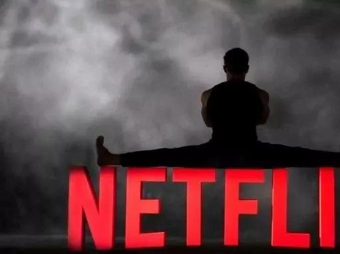 Netflix приступил к съемкам комедийного боевика «Последний наемник» с Жаном-Клодом Ван Даммом