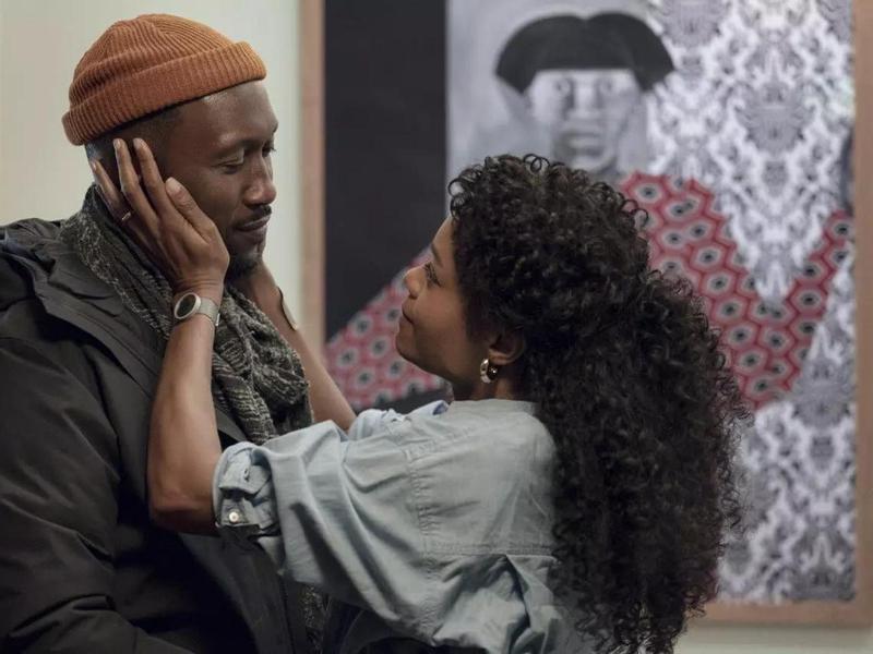 Кадры из драмы от Apple TV «Лебединая песня» с участием Махершала Али, Наоми Харрис, Гленн Клоуз и Аквафины