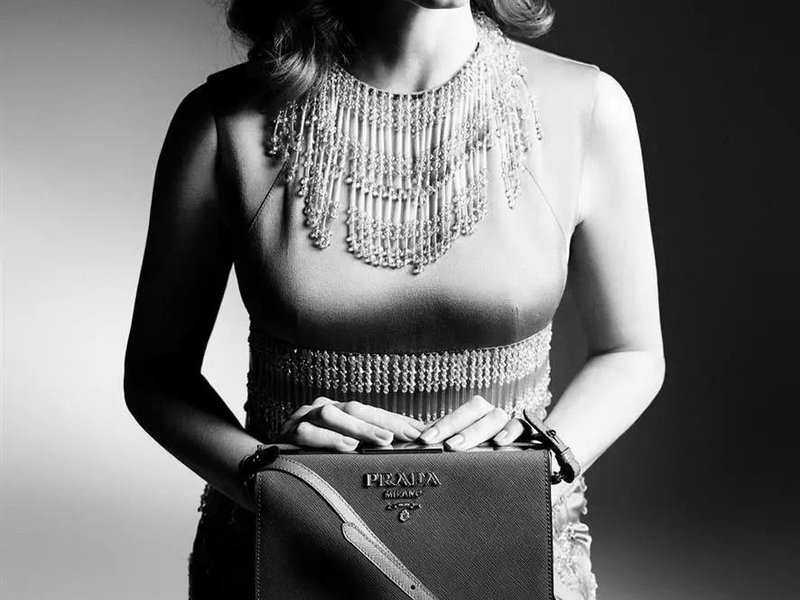 Джессика Честейн в рекламе Prada