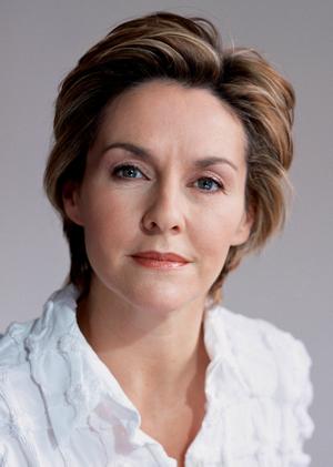 Amanda Burton