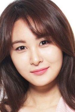 Son Eun Seo