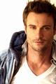 Daniel Goddard