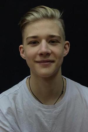 Олег Савостюк