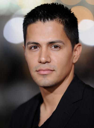 Jay Hernandez