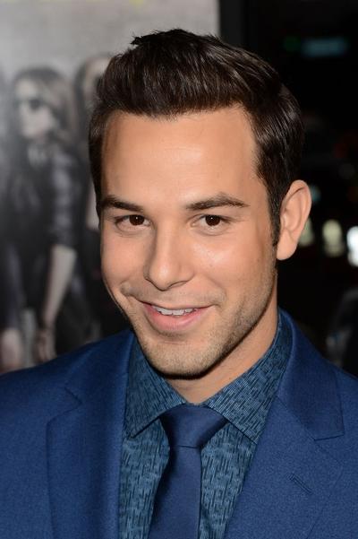 Skylar Astin