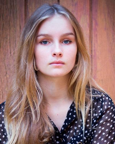 Olivia DeJonge
