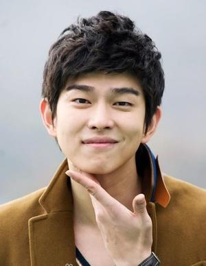 Yoon Kyun Sang