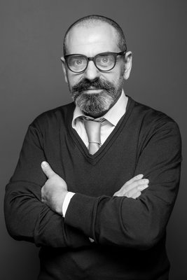 Арам Мнацаканов