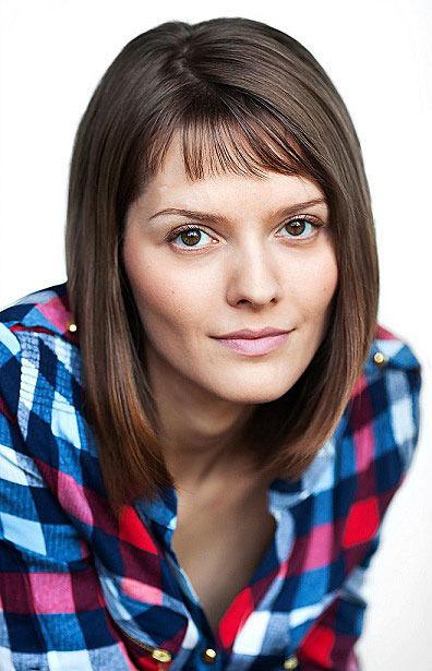 Александра Попова