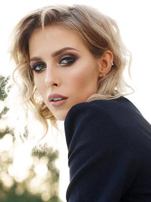 Оксана Стрельцова