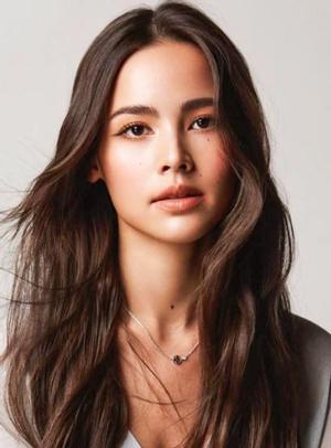 Urassaya Sperbund