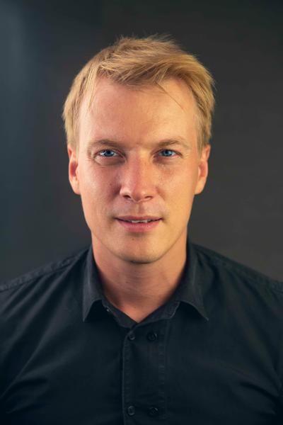 Максим Батенёв