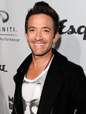 David Faustino