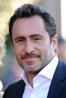 Demian Bichir