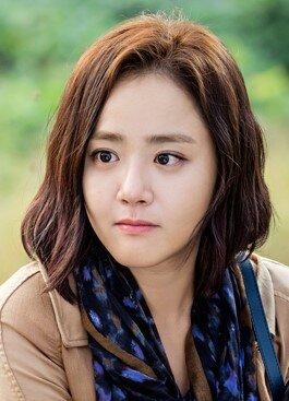 Moon Geun Young