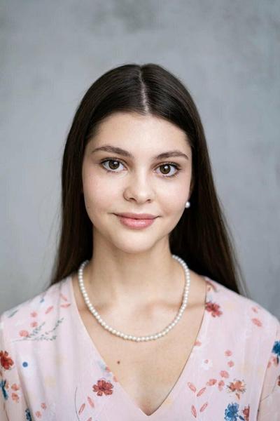 Анна Изотова