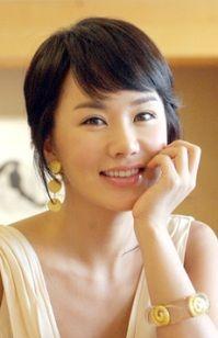 Uhm Jung Hwa