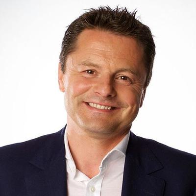 Chris Hollins