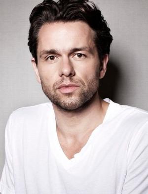 Julian Ovenden