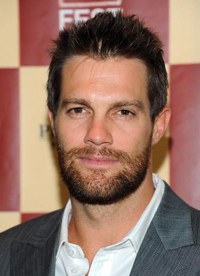 Geoff Stults