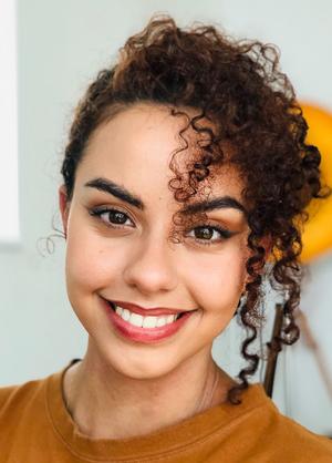 Nicole Castillo-Mavromatis