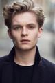 Tom Glynn-Carney