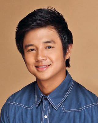 Yves Flores