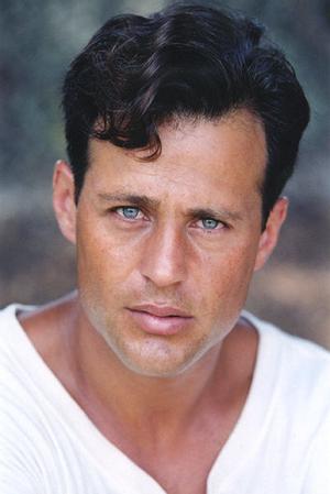 Louis Mandylor