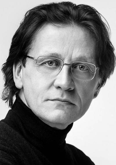 Василий Реутов