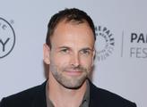 Jonny Lee Miller