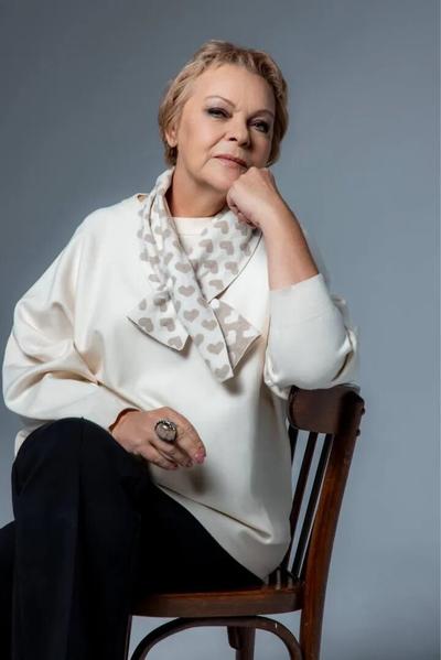 Елена Новоселова