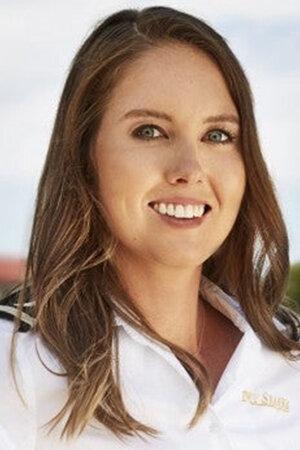 Isabelle "Izzy" Wouters