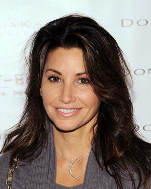 Gina Gershon