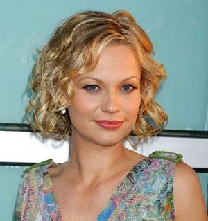 Samantha Mathis