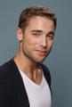Dustin Milligan