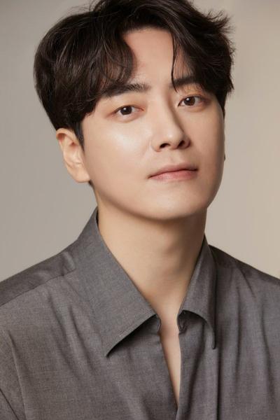 Lee Joon Hyuk