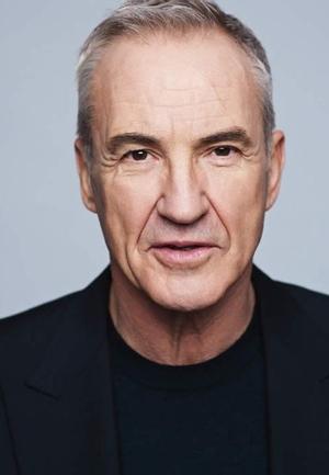 Larry Lamb