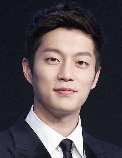 Yoon Doo Joon