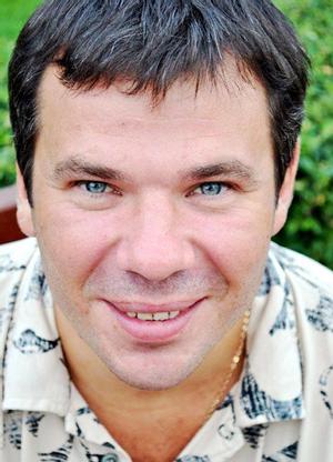 Максим Важов