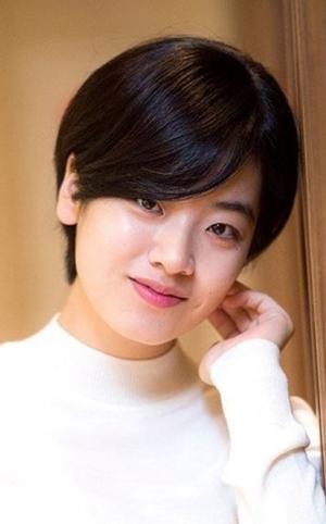 Lee Joo Young