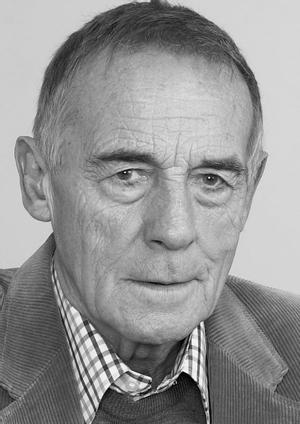 Michael Jayston