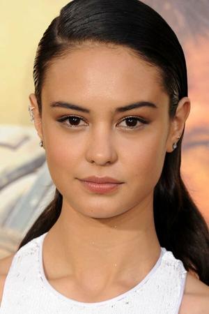 Courtney Eaton