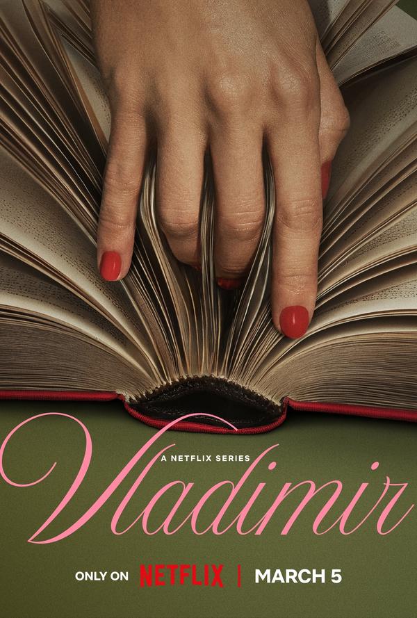 Кадры из восьмисерийной телеэкранизации книги Джулии Мэй Джонас «Владимир» от Netflix сучастием Лео Вудалла и Рейчел Вайс