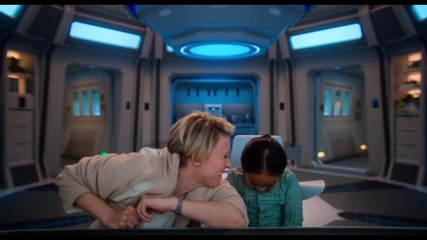 Трейлер новой фантастики «В мгновенье ока» от режиссера «Валли» и «В поисках Немо» Эндрю Стэнтона