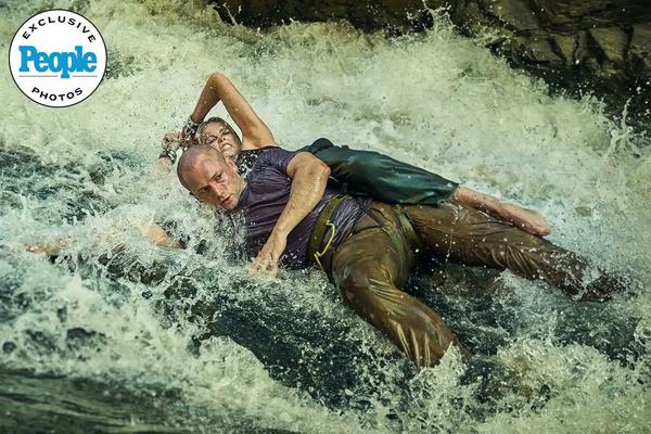 Кадры из триллера Netflix «Вершина»