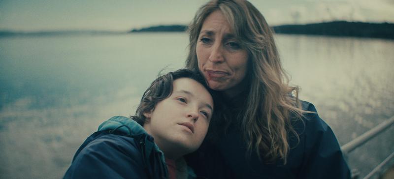 Кадры из нового драматического сериала «Майя» от британского Channel 4