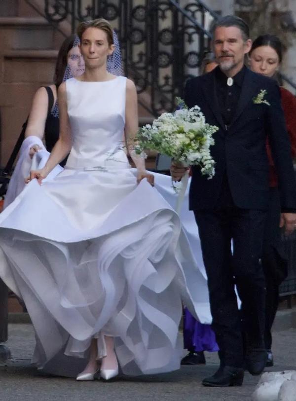 Фото со свадьбы Майи Хоук и певца Кристиана Ли Хатсона